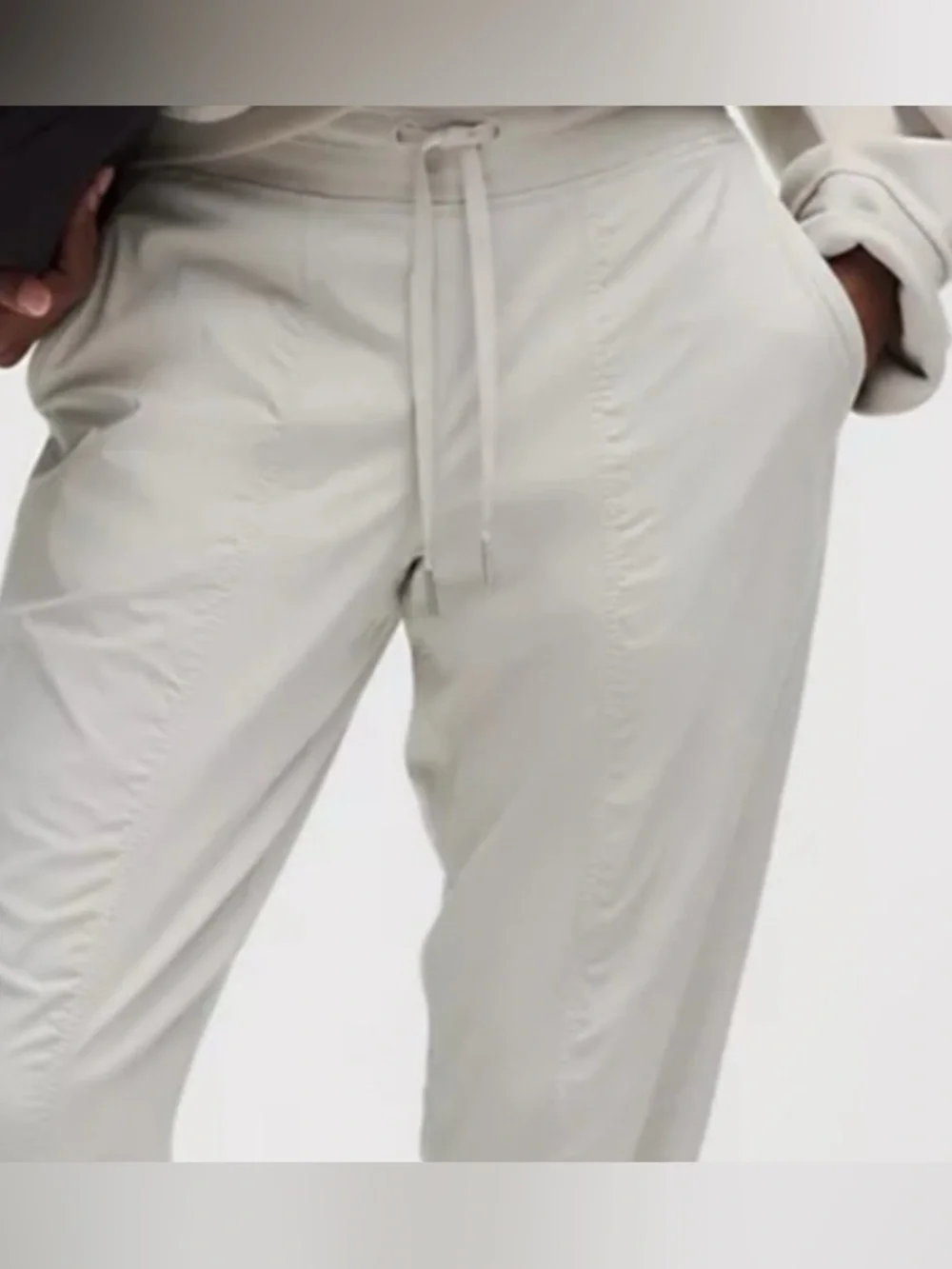 Lululemon Light Gray ,Dance Studio Mid-Rise Jogger Size 4